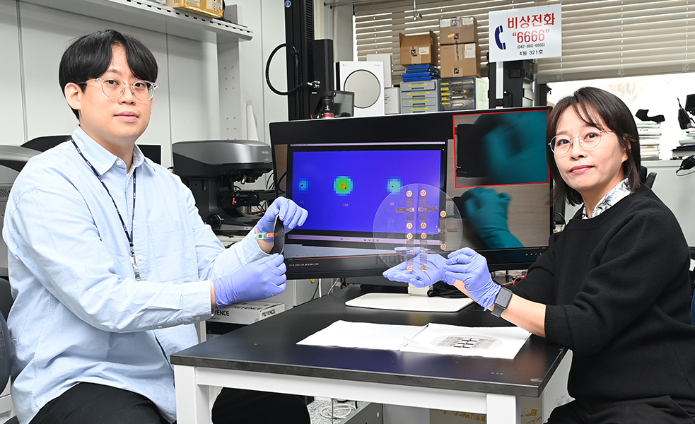 ETRI Develops Large-area Electronic Skin Process Technology Without Cleanrooms 이미지 1 - 본문에 자세한설명을 제공합니다.